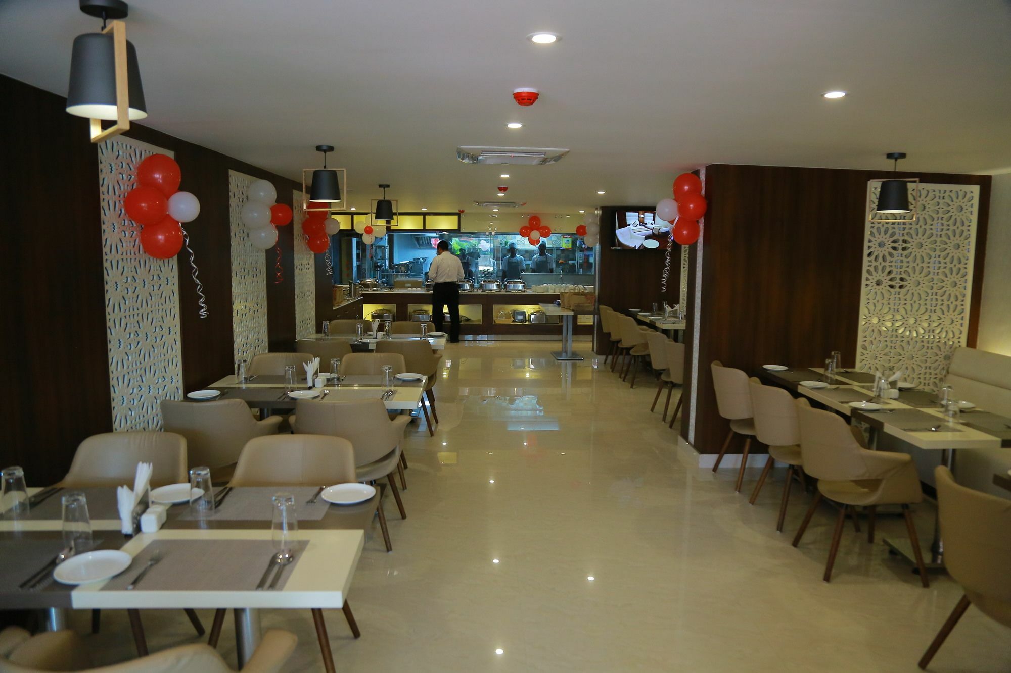 Ss Lumina Hotel Bangalore Exterior photo